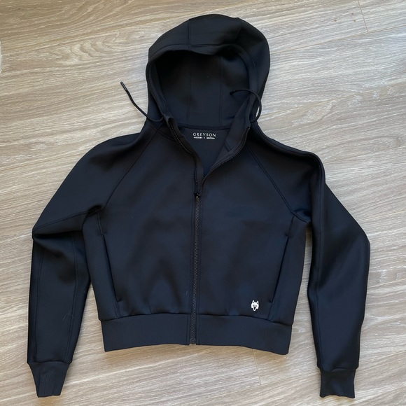 Greyson Clothiers Jackets & Blazers - Greyson Women’s Kristina Full Zip Midweight Cropped Hoodie Black Sz S EUC